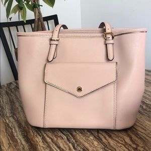 Michael Kors 
Jet Set Medium  Tote Bag